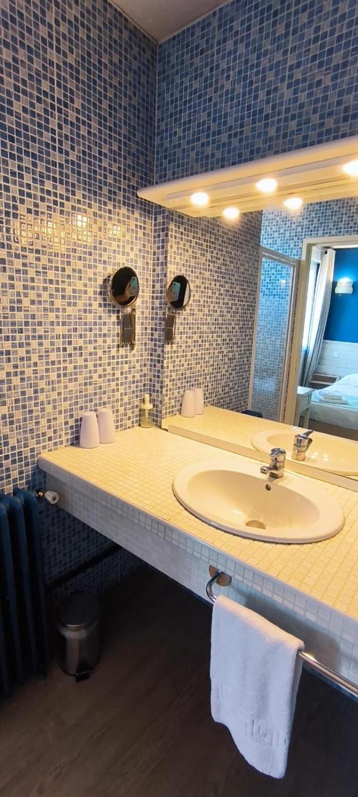 Hotel Le Boiate Арес Экстерьер фото